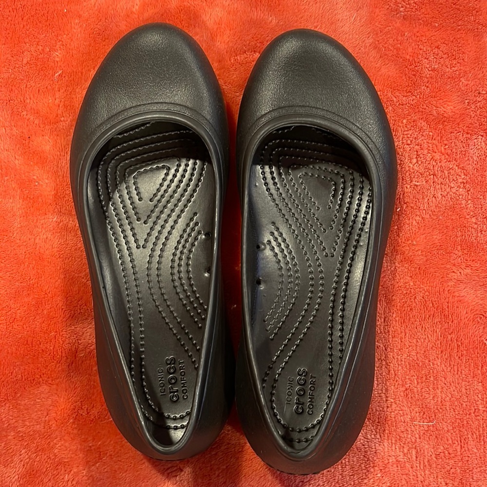 Croc flats.